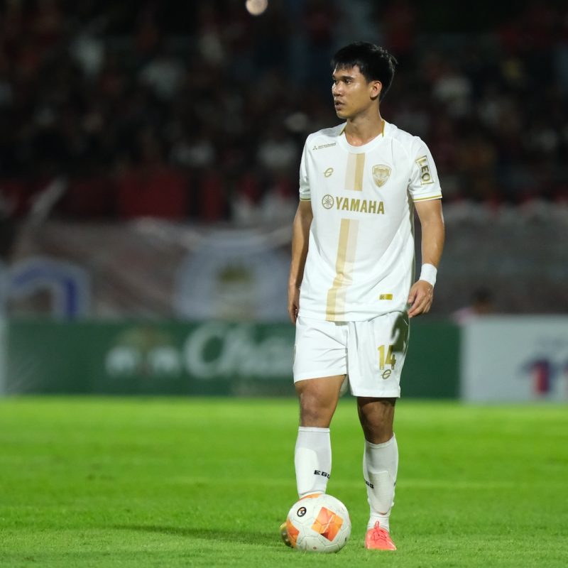 Match action from Muangthong United vs Ayutthaya United in the Thai League 1. | ภาพการแข่งขัน เมืองทอง ยูไนเต็ด พบ อยุธยา ยูไนเต็ด ไทยลีก 1