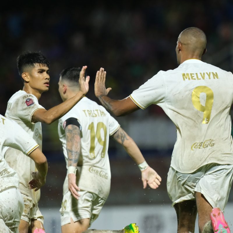 Match action from Muangthong United vs Ayutthaya United in the Thai League 1. | ภาพการแข่งขัน เมืองทอง ยูไนเต็ด พบ อยุธยา ยูไนเต็ด ไทยลีก 1
