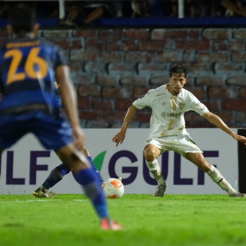 Match action from Muangthong United vs Ayutthaya United in the Thai League 1. | ภาพการแข่งขัน เมืองทอง ยูไนเต็ด พบ อยุธยา ยูไนเต็ด ไทยลีก 1