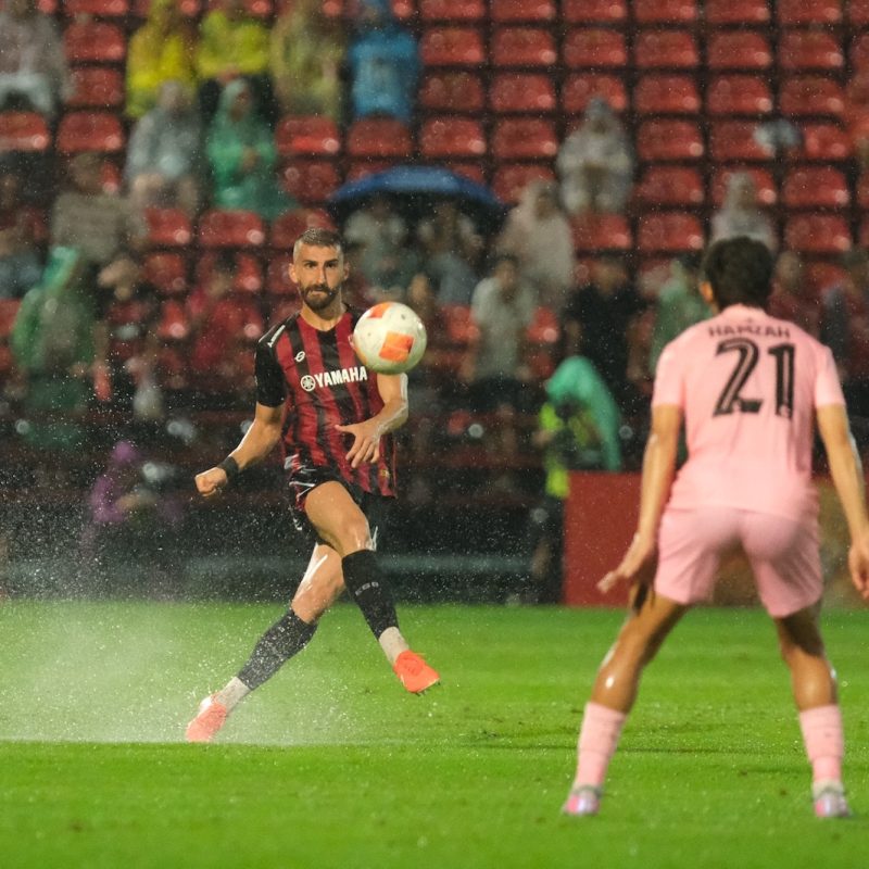 Match action from Muangthong United vs Sukhothai FC in the Thai League 1. | ภาพการแข่งขัน เมืองทอง ยูไนเต็ด พบ สุโขทัย เอฟซี ไทยลีก 1