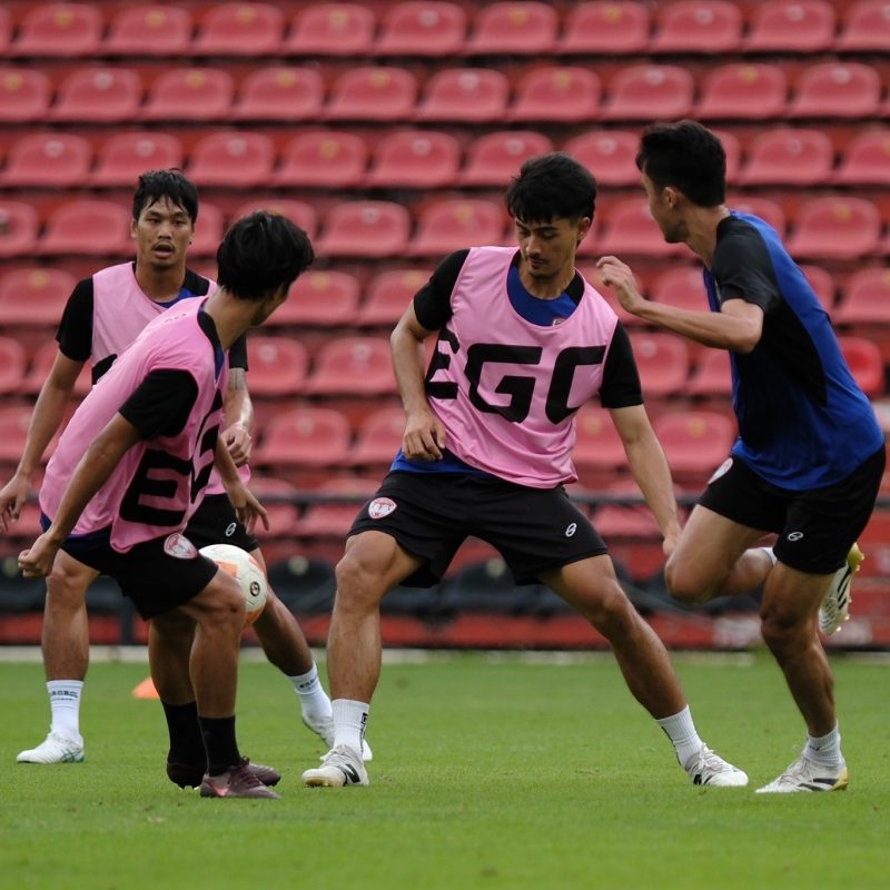 Muangthong United Training Photos | September 10, 2025