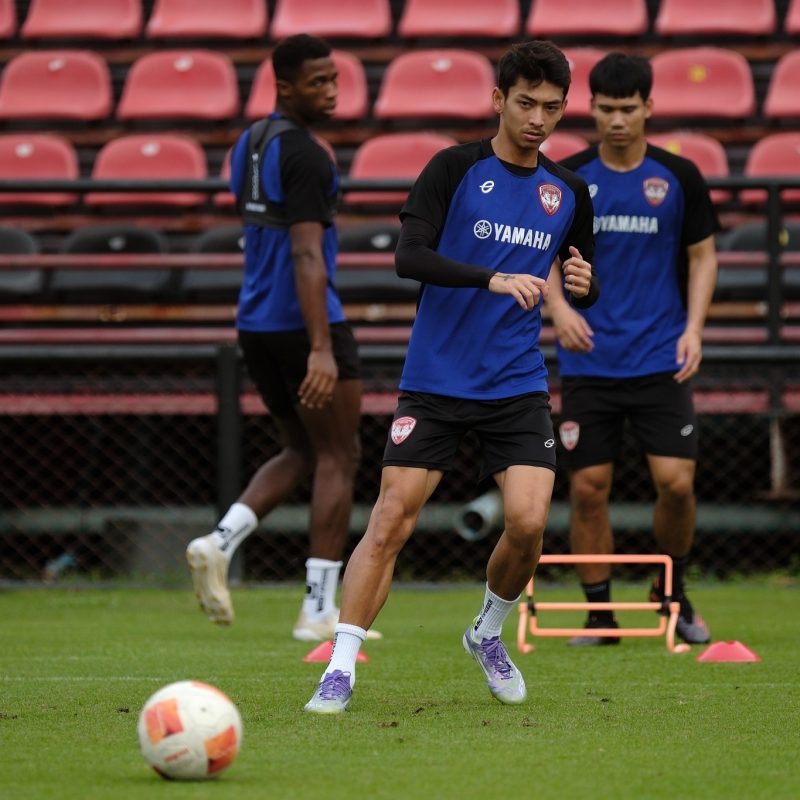 Muangthong United Training Photos | September 10, 2025