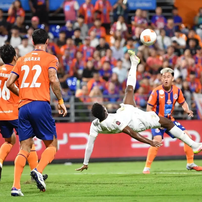 Rivalry Intensity Gallery: The Battle at Port | Matchday 9 Photos